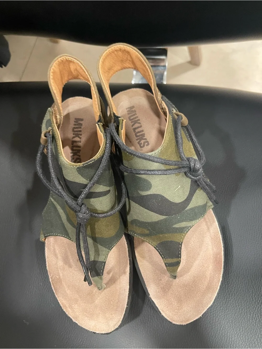 Muk Luka Women's Camo Thong Sandals - Green and Black - Picture 1 of 4